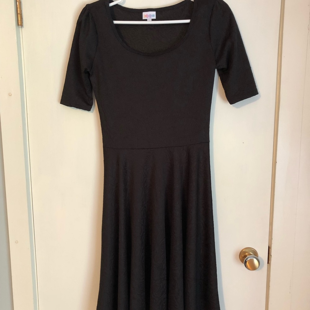 Rare Lularoe Rose Embossed Nicole